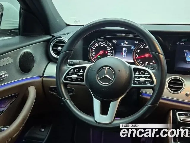 Mercedes-Benz E-Class 2019 — фото 9