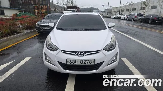 Hyundai AVANTE 2015 — фото 3