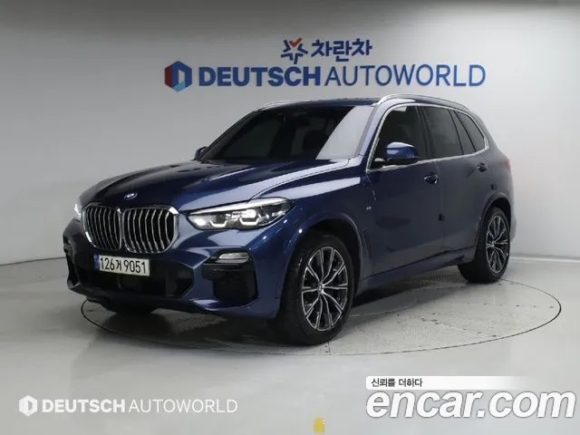 BMW X5 2021 — фото 1