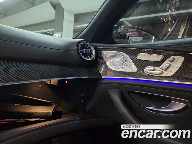 Mercedes-Benz AMG GT 2020 — фото 15