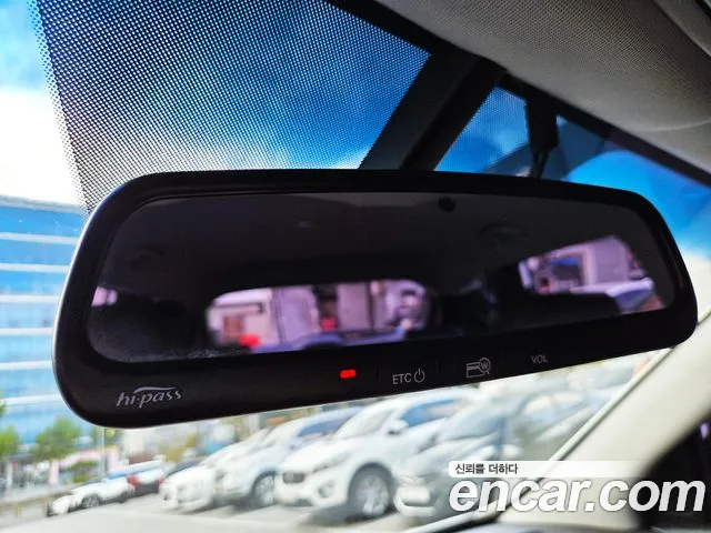 Hyundai Santafe 2015 — фото 17