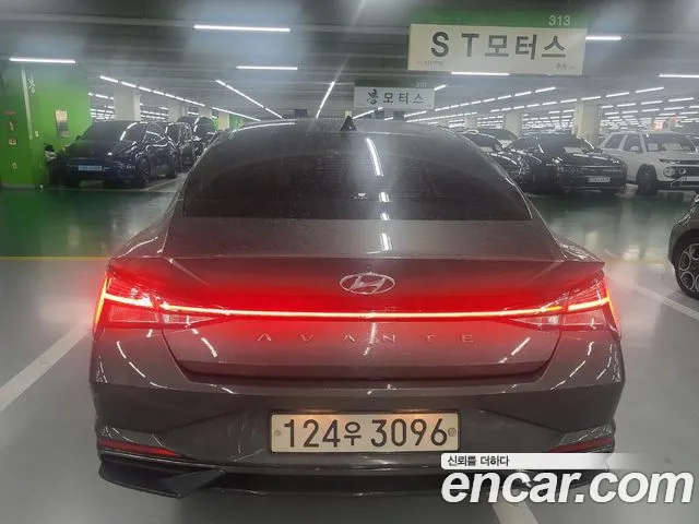 Hyundai AVANTE 2021 — фото 4