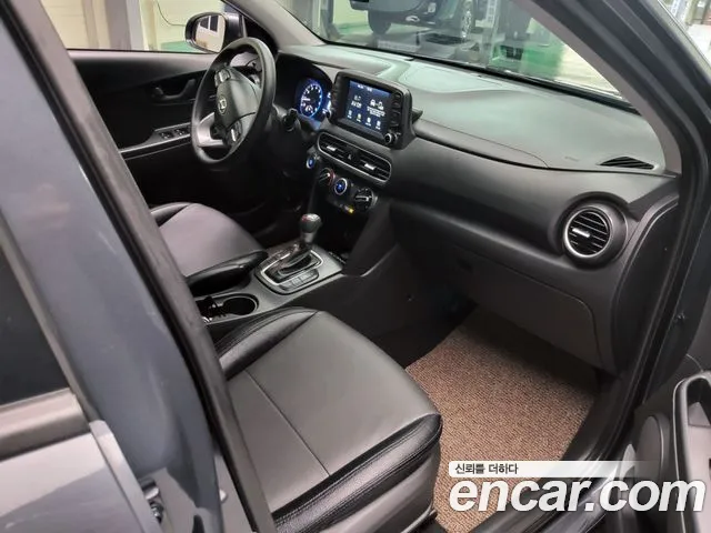 Hyundai Kona 2018 — фото 11
