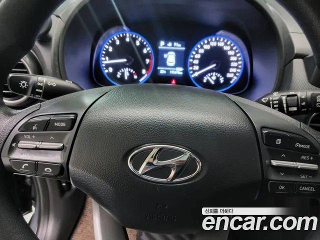 Hyundai Kona 2018 — фото 12