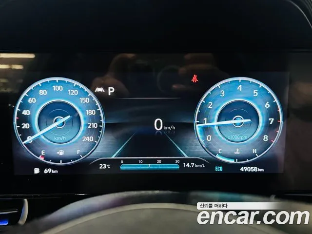 Hyundai AVANTE 2023 — фото 12