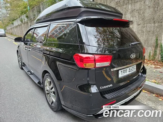 Kia Canival 2015 — фото 4