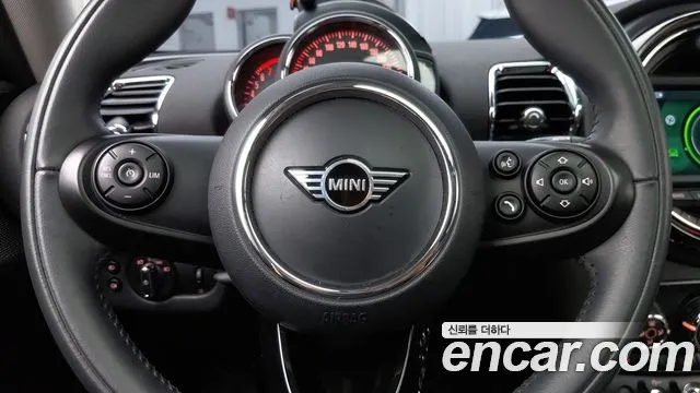 Mini Clubman 2020 — фото 13