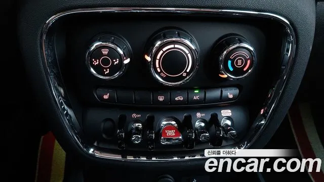 Mini Clubman 2020 — фото 17