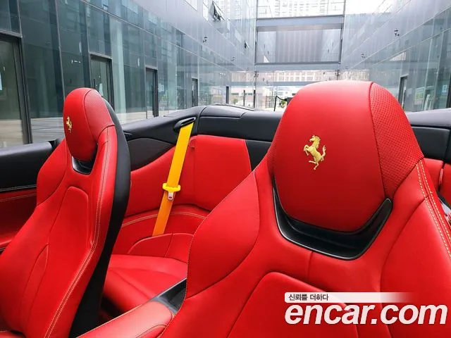 Ferrari Portofino 2019 — фото 16