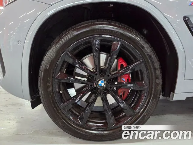 BMW X4 2025 — фото 16