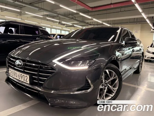 Hyundai Sonata 2021 — фото 1