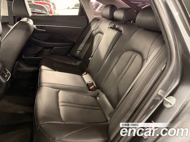 Hyundai Sonata 2021 — фото 11