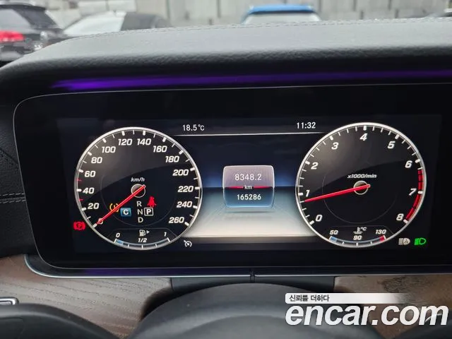 Mercedes-Benz E-Class 2019 — фото 14