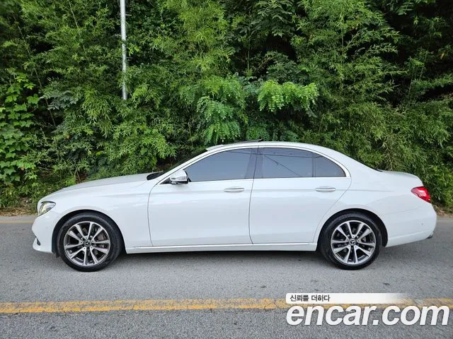 Mercedes-Benz E-Class 2019 — фото 3