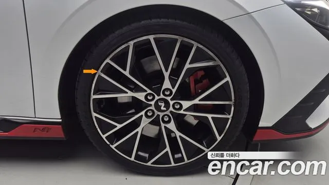 Hyundai AVANTE 2023 — фото 17