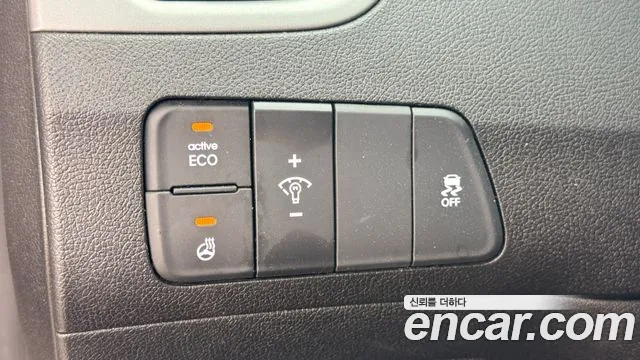 Hyundai AVANTE 2014 — фото 14