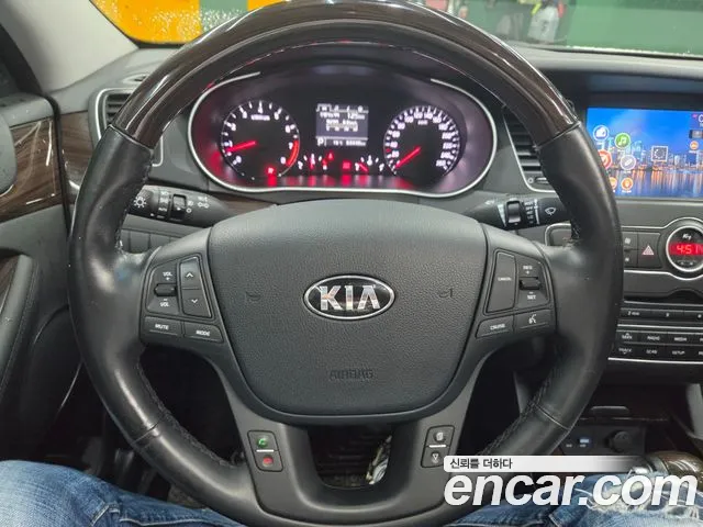 Kia K7 2015 — фото 12