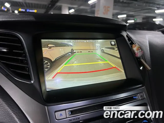 Hyundai Grandeur 2015 — фото 11