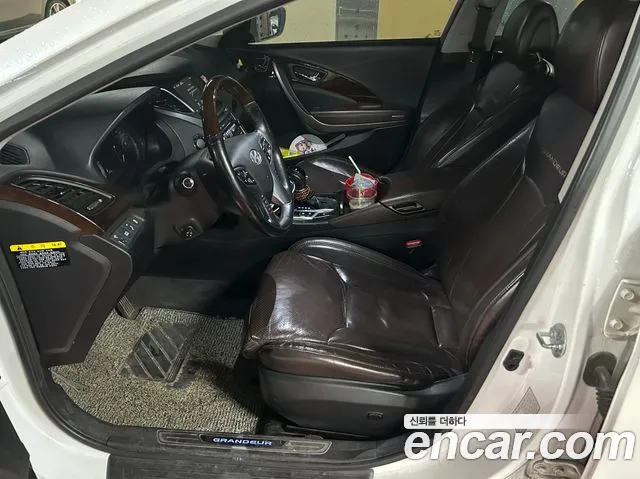 Hyundai Grandeur 2015 — фото 15