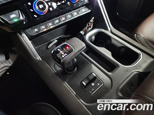 GMC Sierra 2024 — фото 9