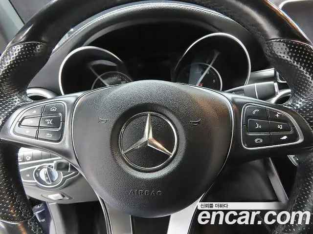Mercedes-Benz GLC-Class 2017 — фото 15