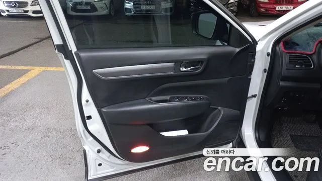 Renault Korea QM6 2020 — фото 15