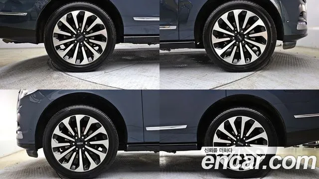 Lincoln Navigator 2022 — фото 12