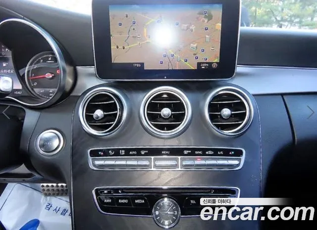 Mercedes-Benz C-Class 2016 — фото 15