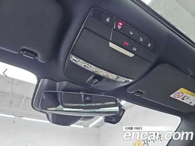 Mercedes-Benz E-Class 2021 — фото 18