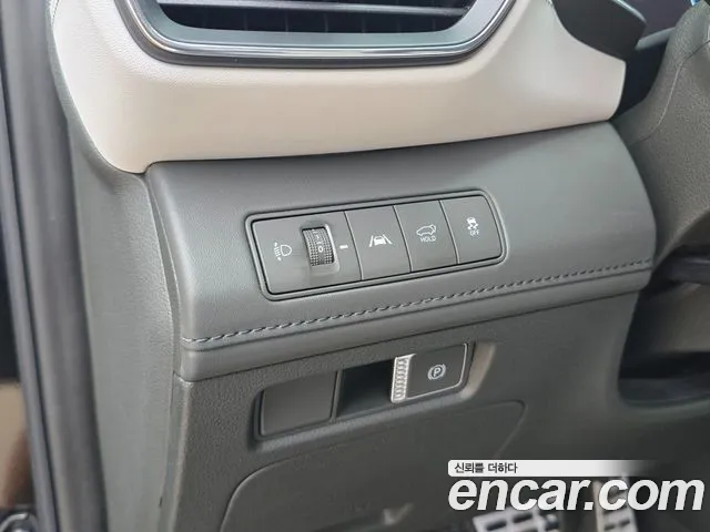 Hyundai Santafe 2023 — фото 10