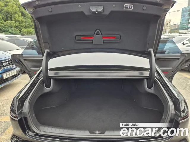 Hyundai Grandeur 2023 — фото 12