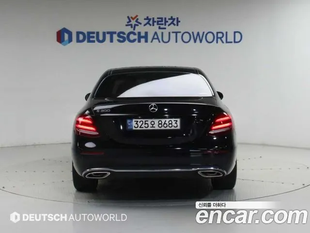 Mercedes-Benz E-Class 2018 — фото 4