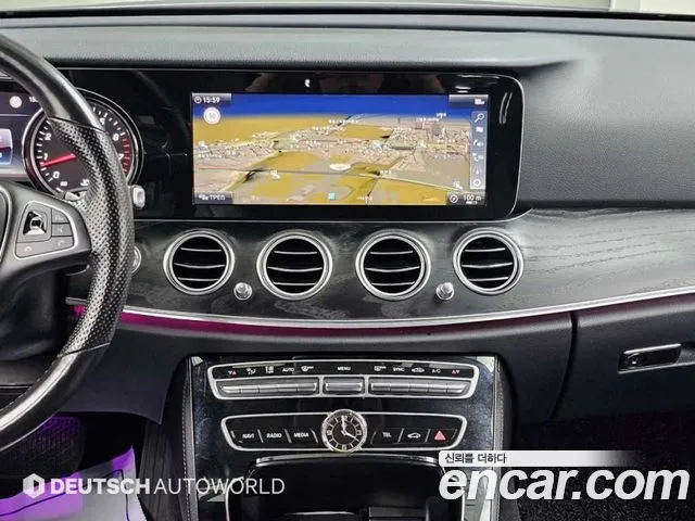 Mercedes-Benz E-Class 2018 — фото 14