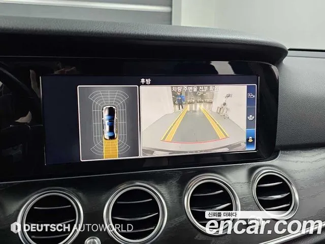 Mercedes-Benz E-Class 2018 — фото 15
