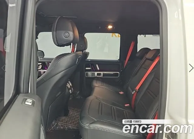 Mercedes-Benz G-Class 2023 — фото 12