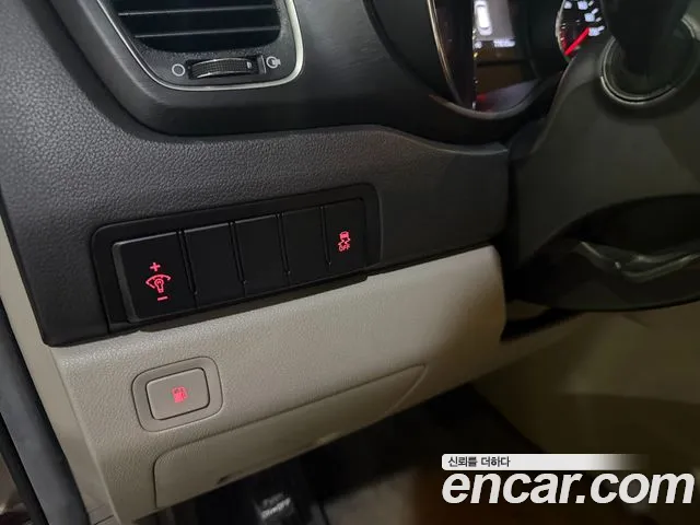 Kia Canival 2019 — фото 16