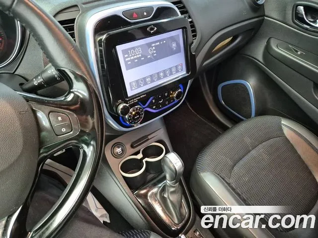 Renault Korea QM3 2017 — фото 10