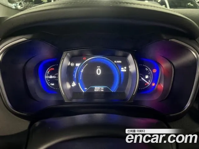 Renault Korea QM6 2020 — фото 10