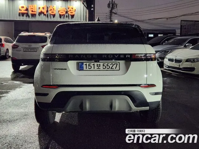 Land Rover Range Rover Evoque 2025 — фото 5