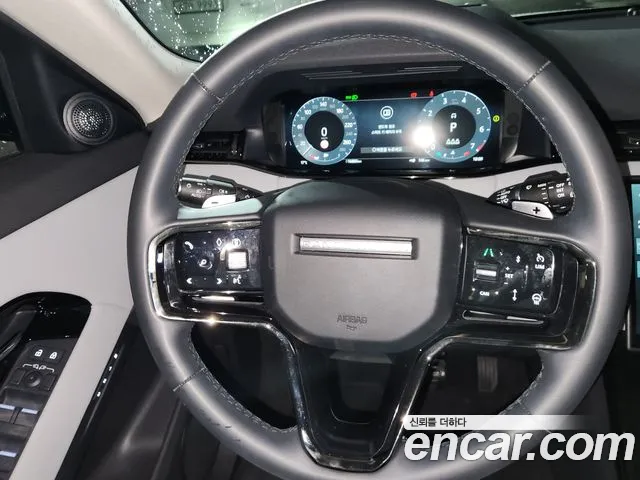Land Rover Range Rover Evoque 2025 — фото 11