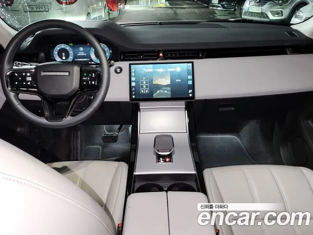 Land Rover Range Rover Evoque 2025 — фото 12