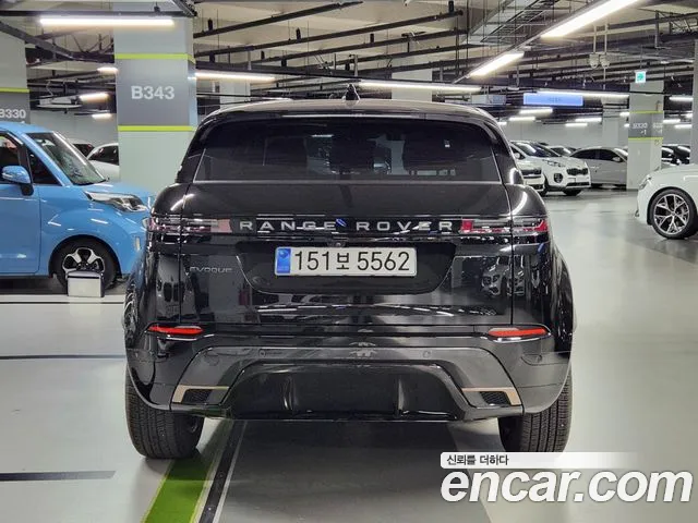 Land Rover Range Rover Evoque 2025 — фото 3