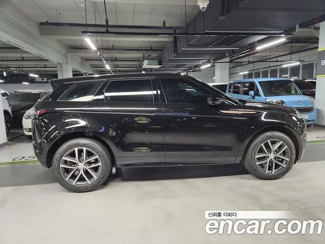 Land Rover Range Rover Evoque 2025 — фото 7