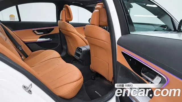 Mercedes-Benz E-Class 2026 — фото 11