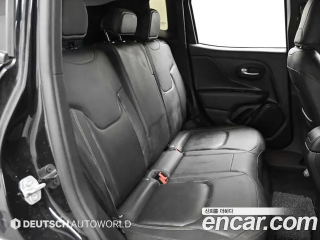 Jeep Renegade 2020 — фото 12