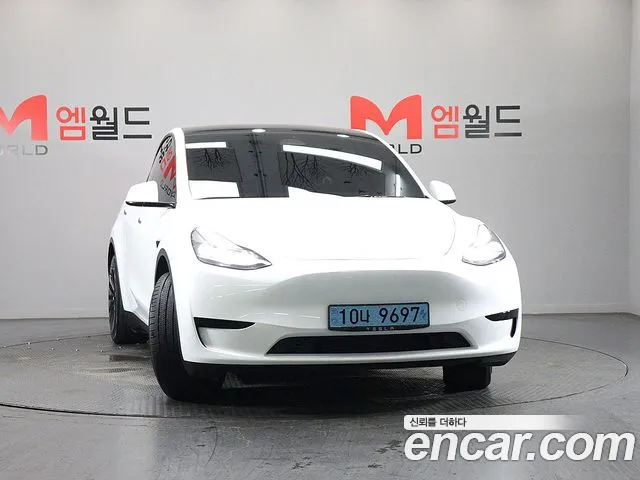 Tesla Model Y 2023 — фото 2