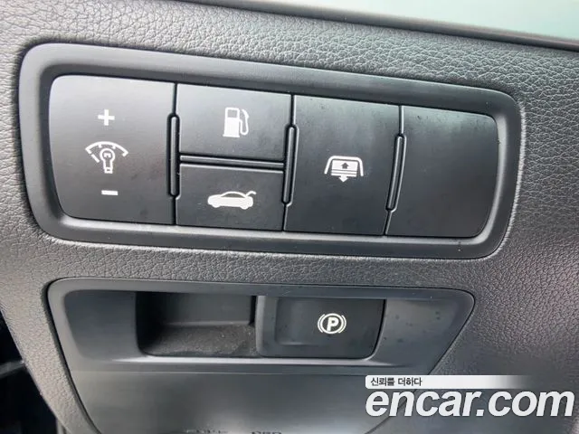 Hyundai Genesis 2015 — фото 16