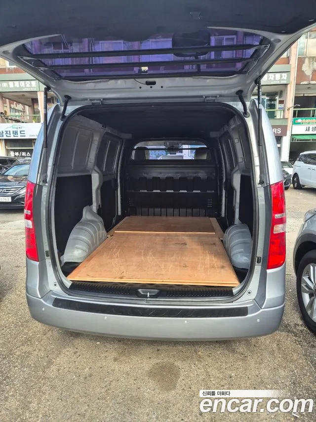 Hyundai Starex 2017 — фото 20