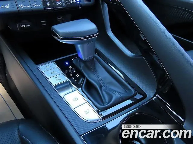 Hyundai AVANTE 2021 — фото 10