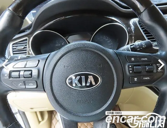 Kia Canival 2019 — фото 15